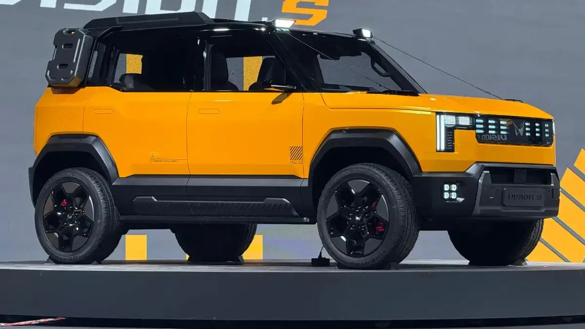 Mahindra Vision S Car